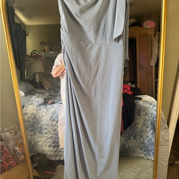 Elegant One-Shoulder light blue / grey Dress - Picture 5 of 9